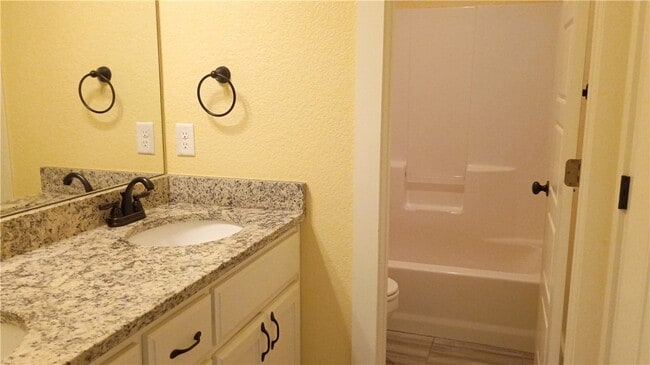 Photo - 1610 Sweetbriar Way