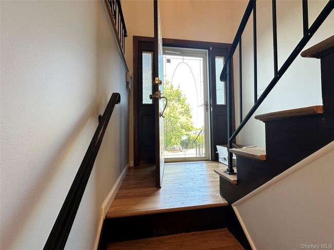 Photo - 14 S Delaware Dr