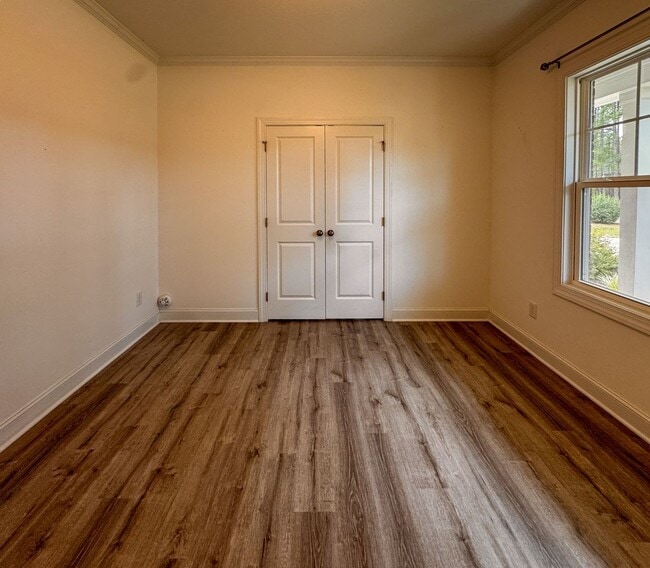 Photo - Gorgeous 4 Bed 3.5 Bath Executive Home with Community Amenities