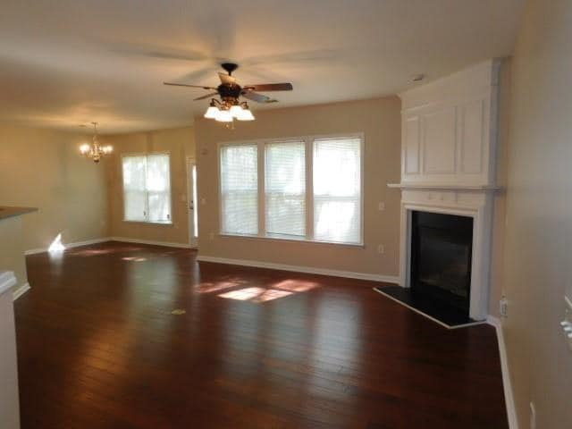 Photo - 3286 Welmingham Dr SW
