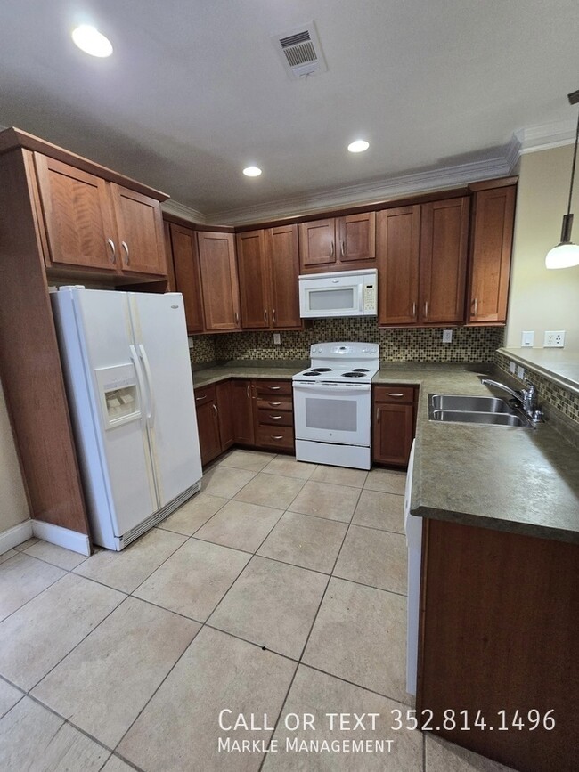 Photo - 200 S 11th St Unit 102