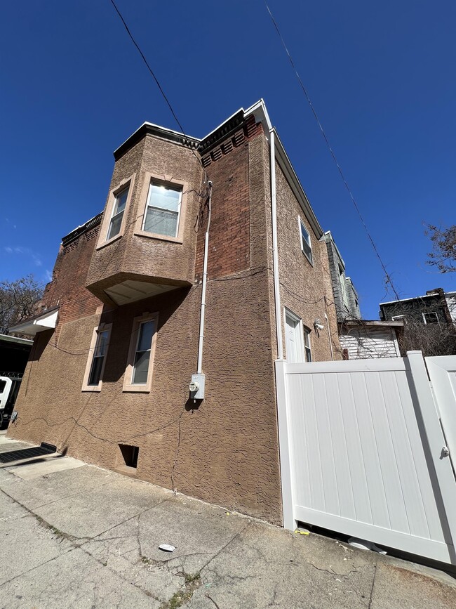 Photo - 2137 N 10th St