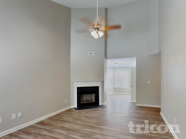 Photo - 5819 Twin Brook Dr