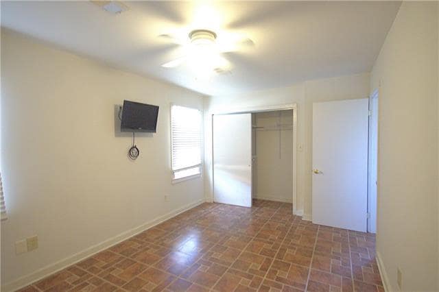 Photo - 337 Reine St