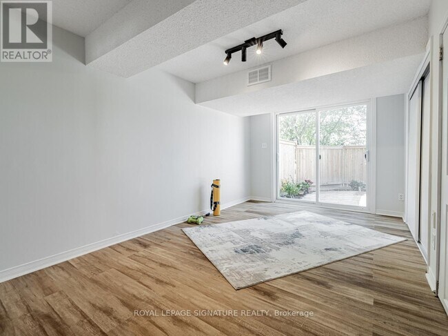 Photo - 100 William Curtis Cir