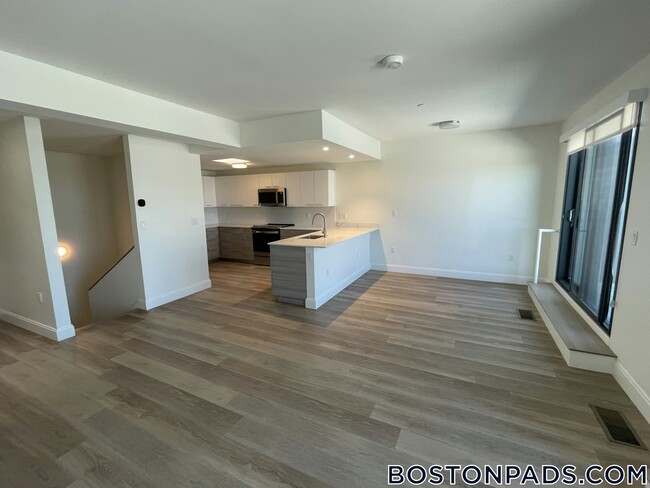 Photo - 1079 Commonwealth Ave Unidad 518