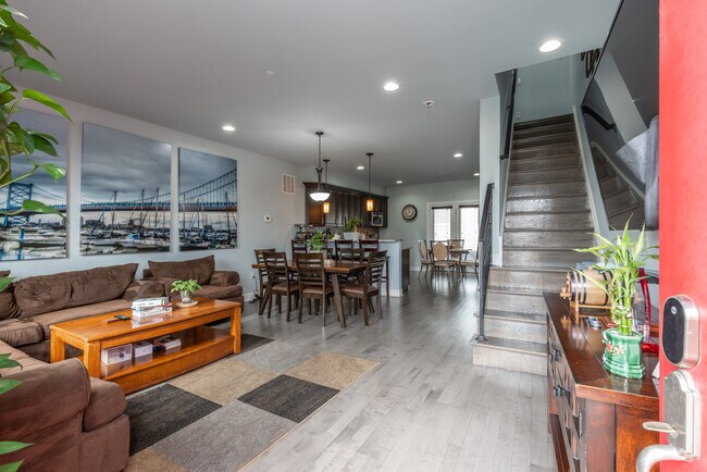 Photo - 2632 Ritter St