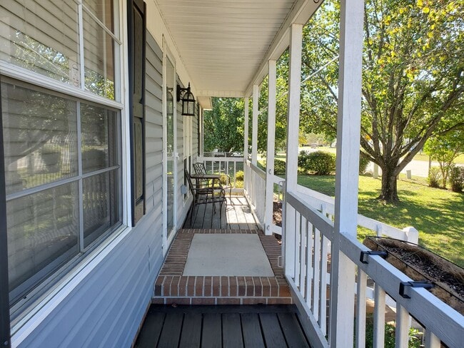 Photo - 4043 Nashville Dr