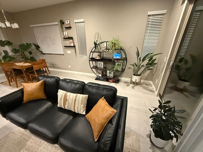 Photo - 23382 N 73rd Way