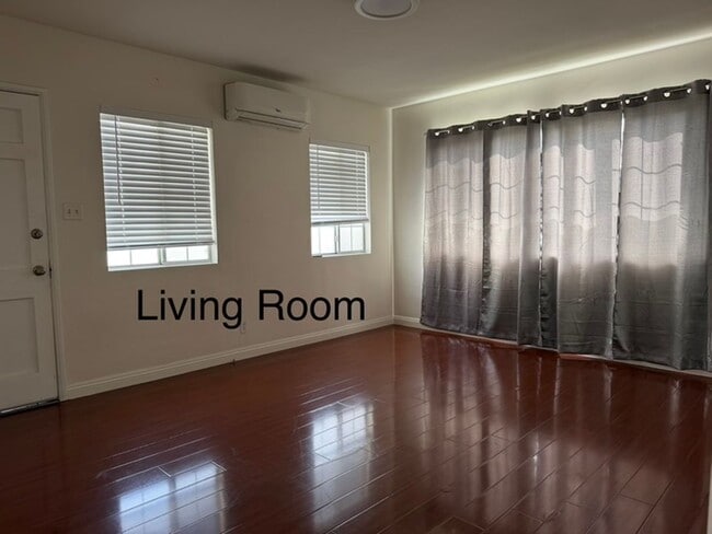 Photo - Jaguar Chan - R729-1617 Unidad 1619A