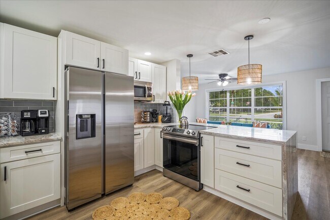 Photo - 2706 10th Ave