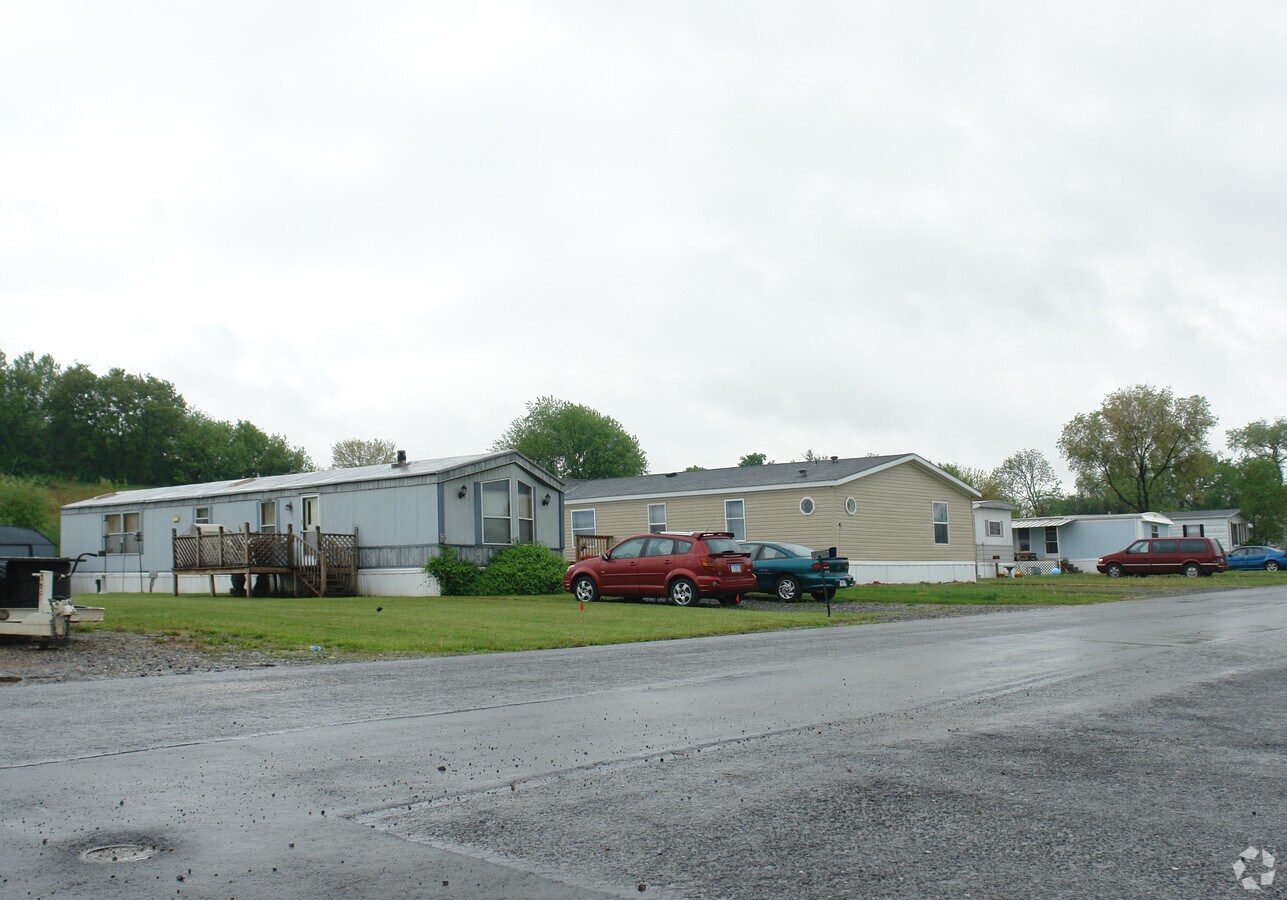 Photo - Wedgewood Gardens