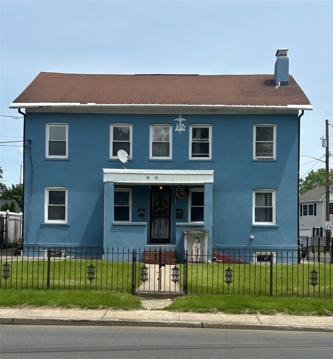 Photo - 88 Samsondale Ave Townhome