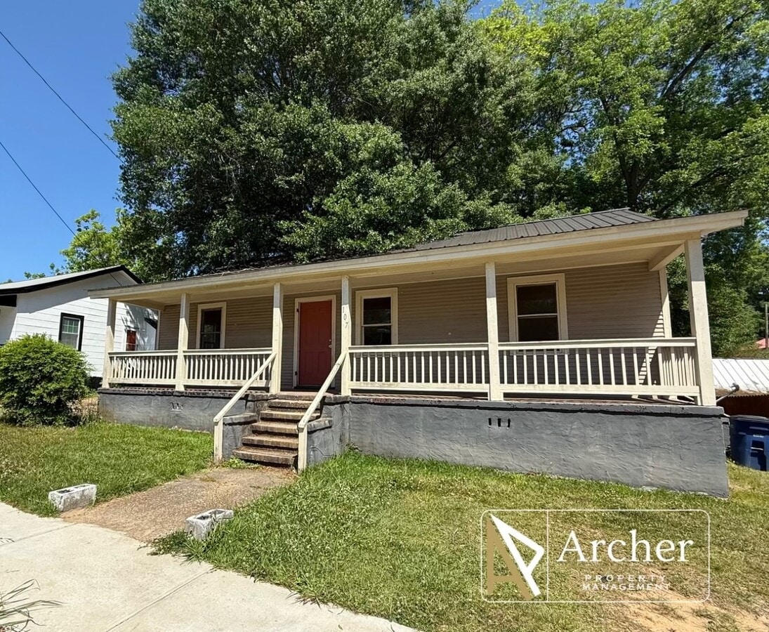 Photo - 107 Addie St