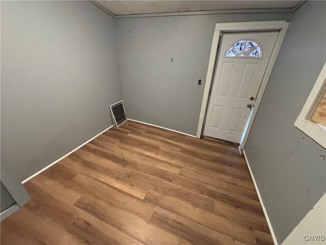 Building Photo - 650 Emerson St