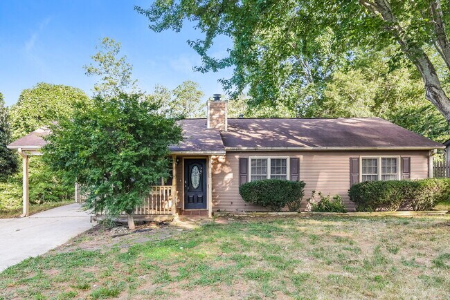 Photo - 5976 Lake Lanier Heights Rd House
