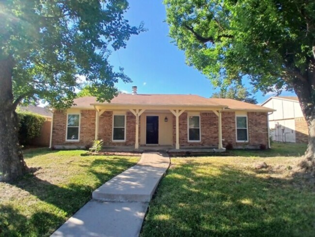 *****3 BEDROOM HOME IN ROWLETT***** - *****3 BEDROOM HOME IN ROWLETT*****