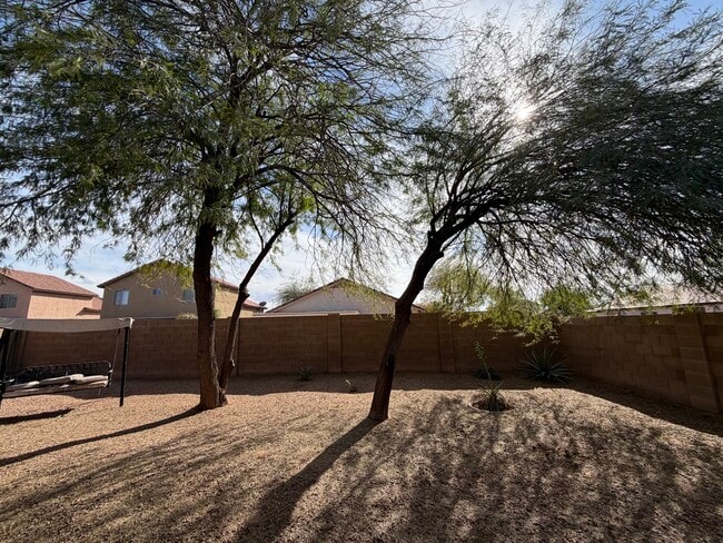 Photo - 1347 E 10th Pl