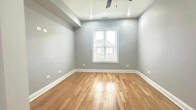 4450 Sheridan Park Apartments