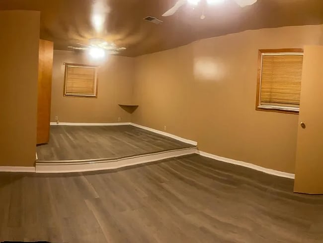 Photo - 1302 E Downey Ave