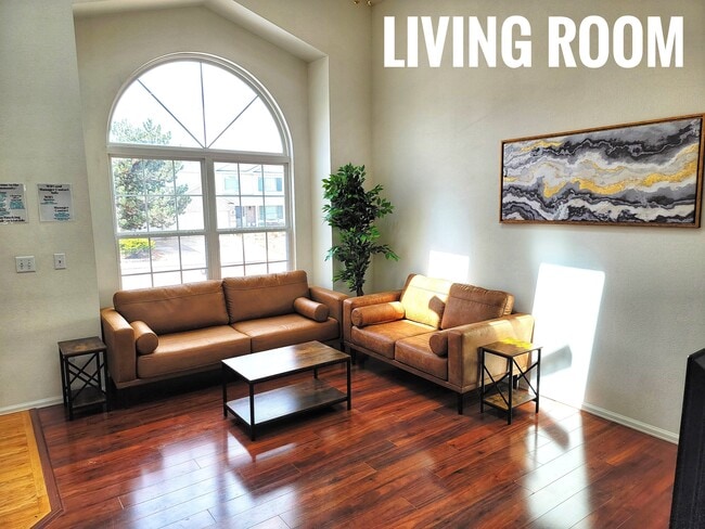 Photo - 3620 Richmond Dr Unit 2