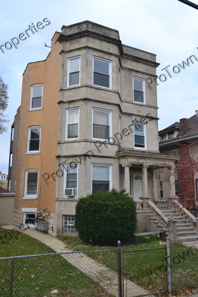 Building Photo - 309 Herkimer St Unit 3R