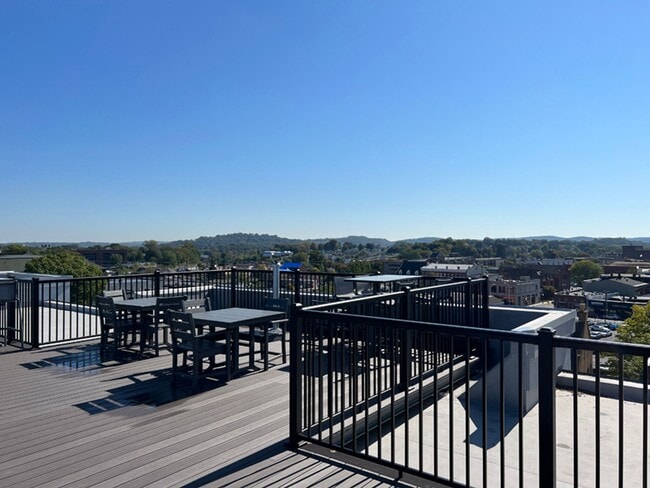 Brookview Commons
