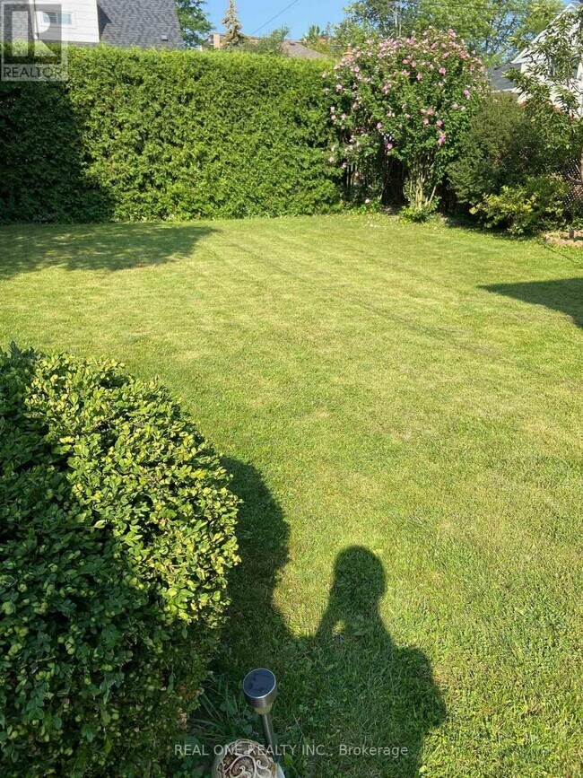 Photo - 22 Princeway Dr