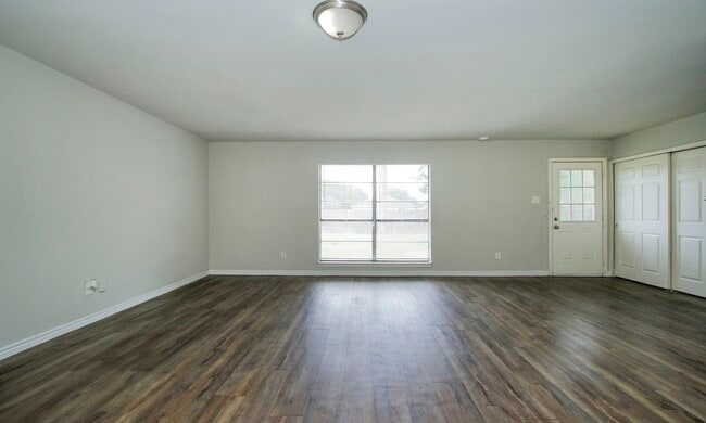 Photo - 17626 Bullis Gap Dr