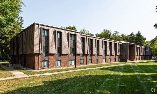 Building Photo - Riverlodge Apartments