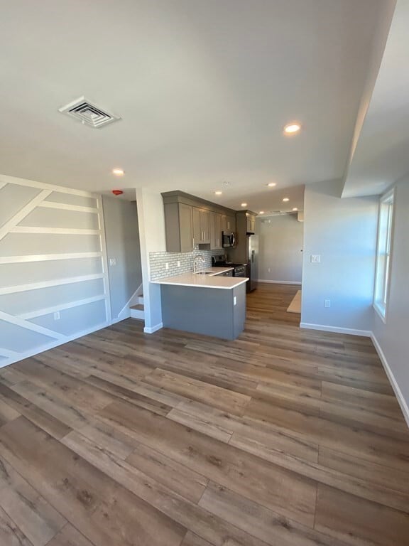 Building Photo - 995 Hyde Park Unit #2 Rental