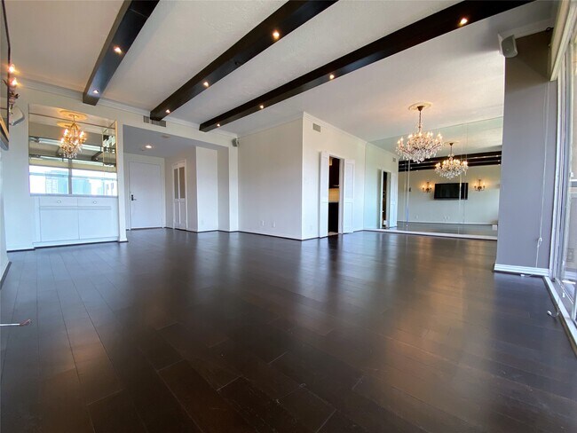 Photo - 49 Briar Hollow Ln Unit 1401