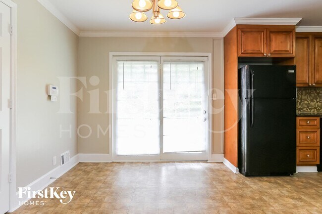 Photo - 6326 Forest Haven Ln