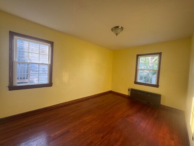 Photo - 382 Virginia Ave