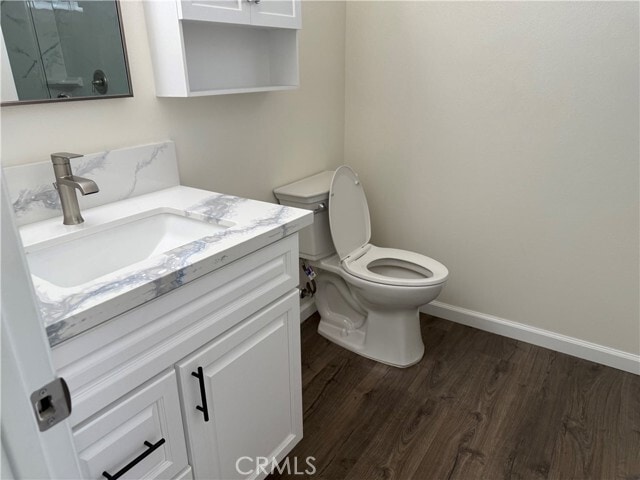 Photo - 26464 Temple St