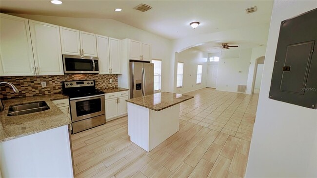 Photo - 13940 Corrine Key Pl