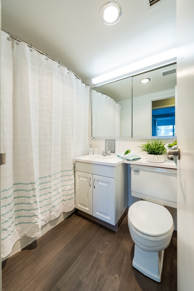 Photo - 12000 Edgewater