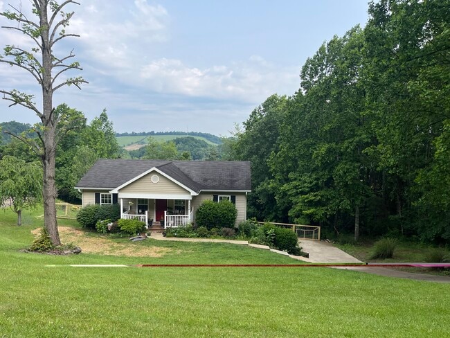 Building Photo - 132 Cottonwood Dr