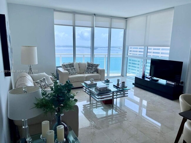 Photo - 950 Brickell Bay Dr Unidad 2711