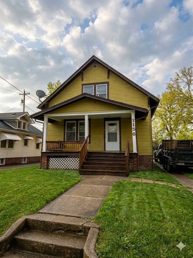 Photo - 1156 E Losey St