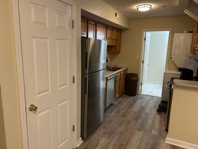 Photo - 1138 Neon Way Unidad 1138