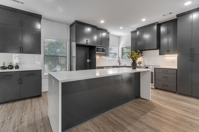 Photo - Brand New Bella Vista Beauty!