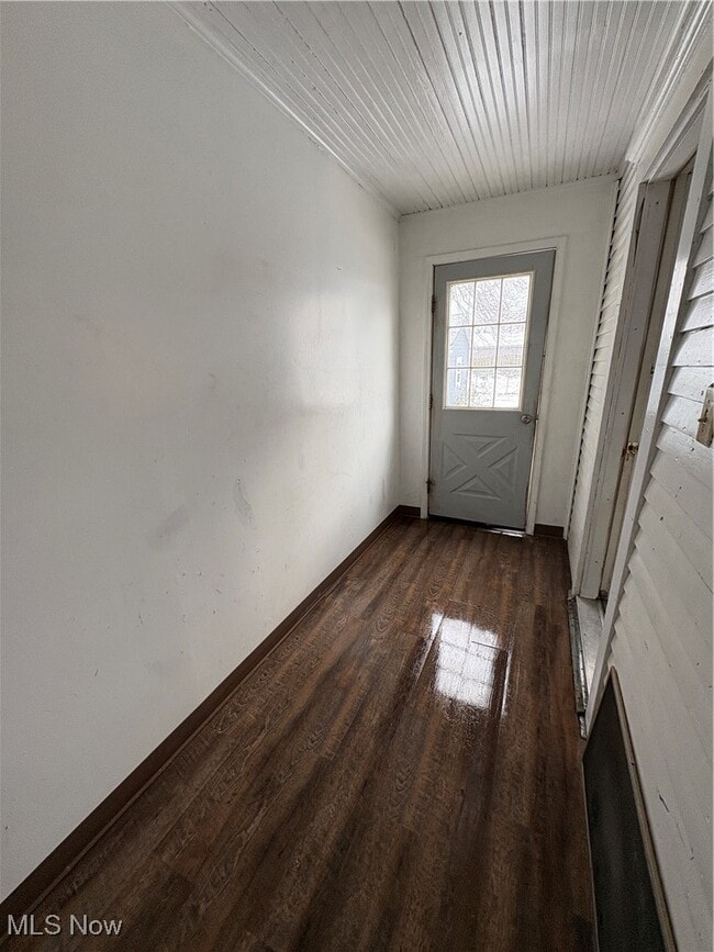 Photo - 242 W Summit St