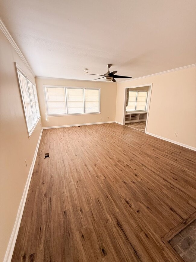 Photo - 908 E Park Ave