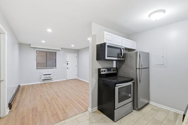 Building Photo - Hillsboro Village Modern 1BR - WALK TO VANDERBILT