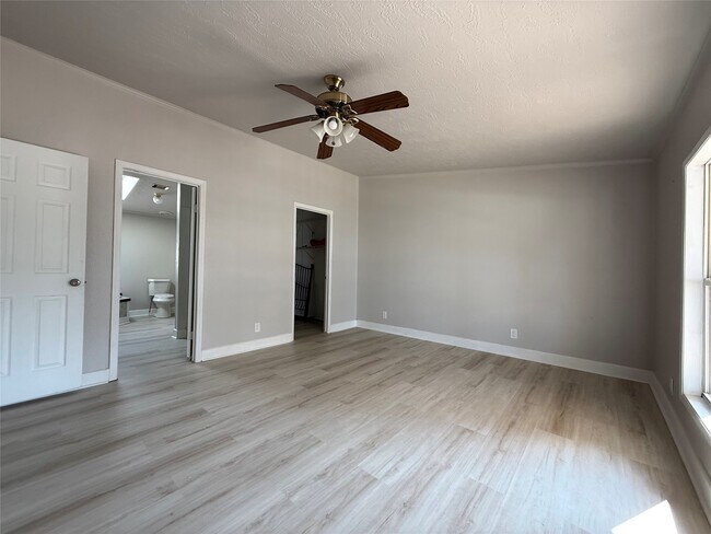 Photo - 3460 County Rd 5018