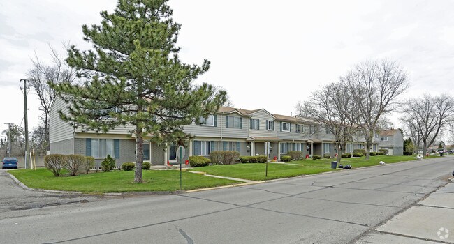 Photo - Stonebrooke Condominiums