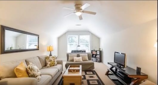 1304 Northview Ave NE Unidad Top Floor Unit
