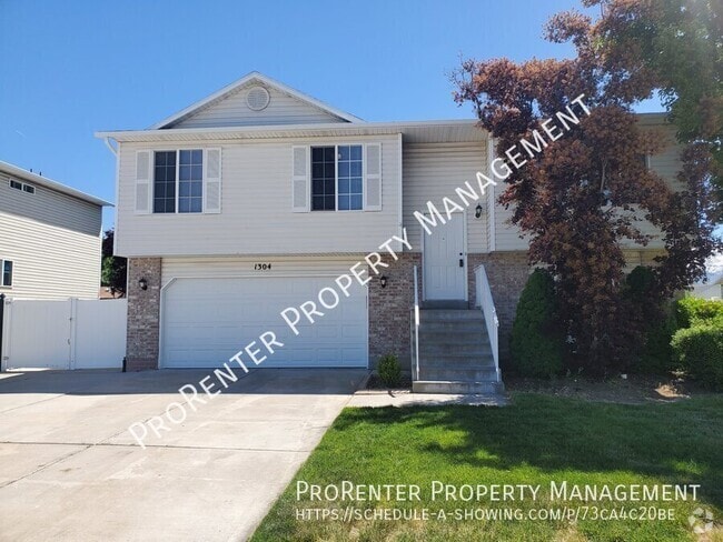 Building Photo - 1304 N 2325 W Rental