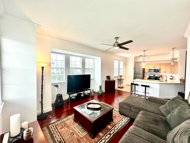 Photo - 533 NE 3rd Ave Unit 527